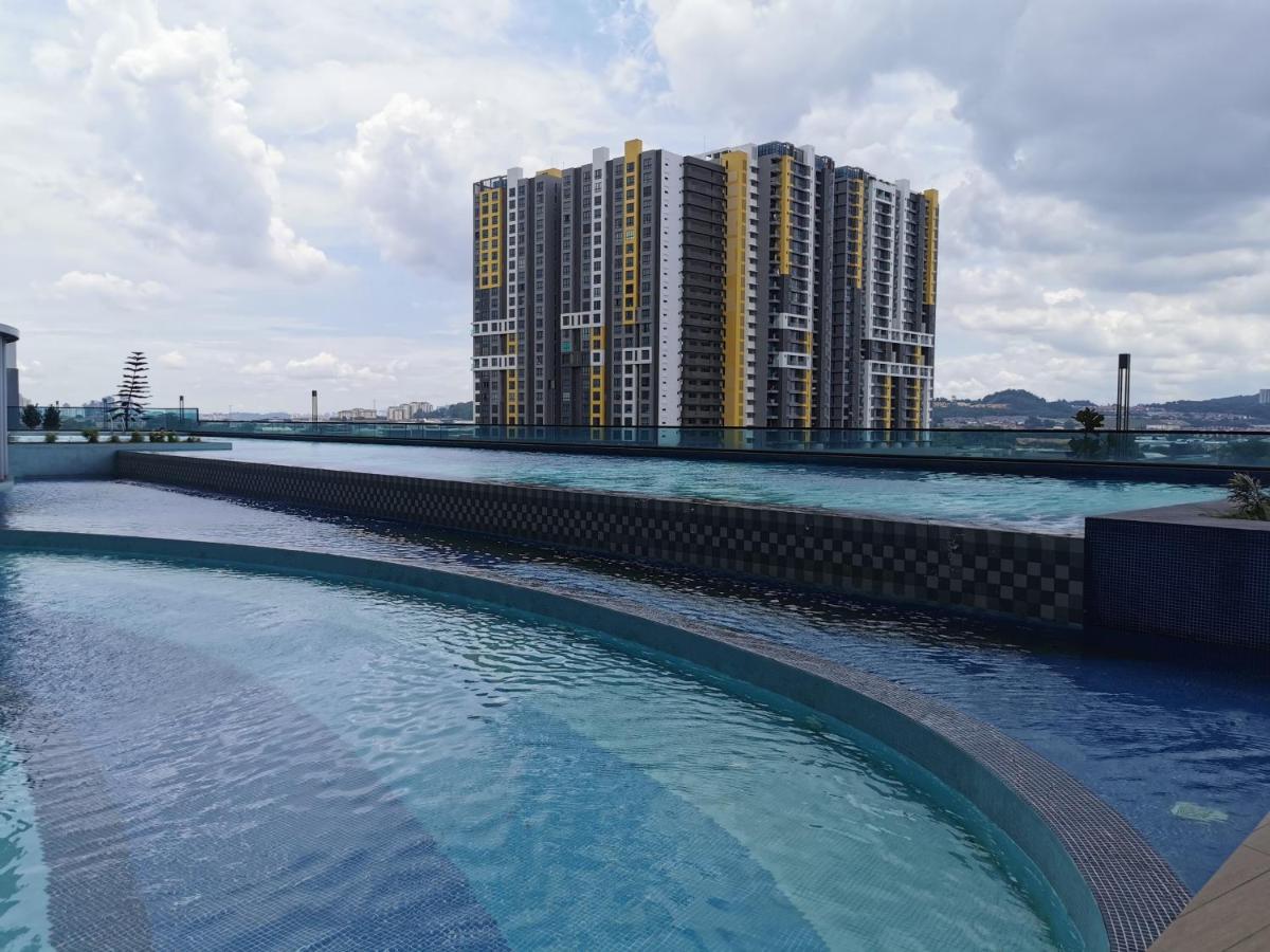 Apartmán Apple 5 @ Menara Simfoni/Symphony Tower Free Wifi/Parking/Tv Box/Nexflix Cheras Exteriér fotografie